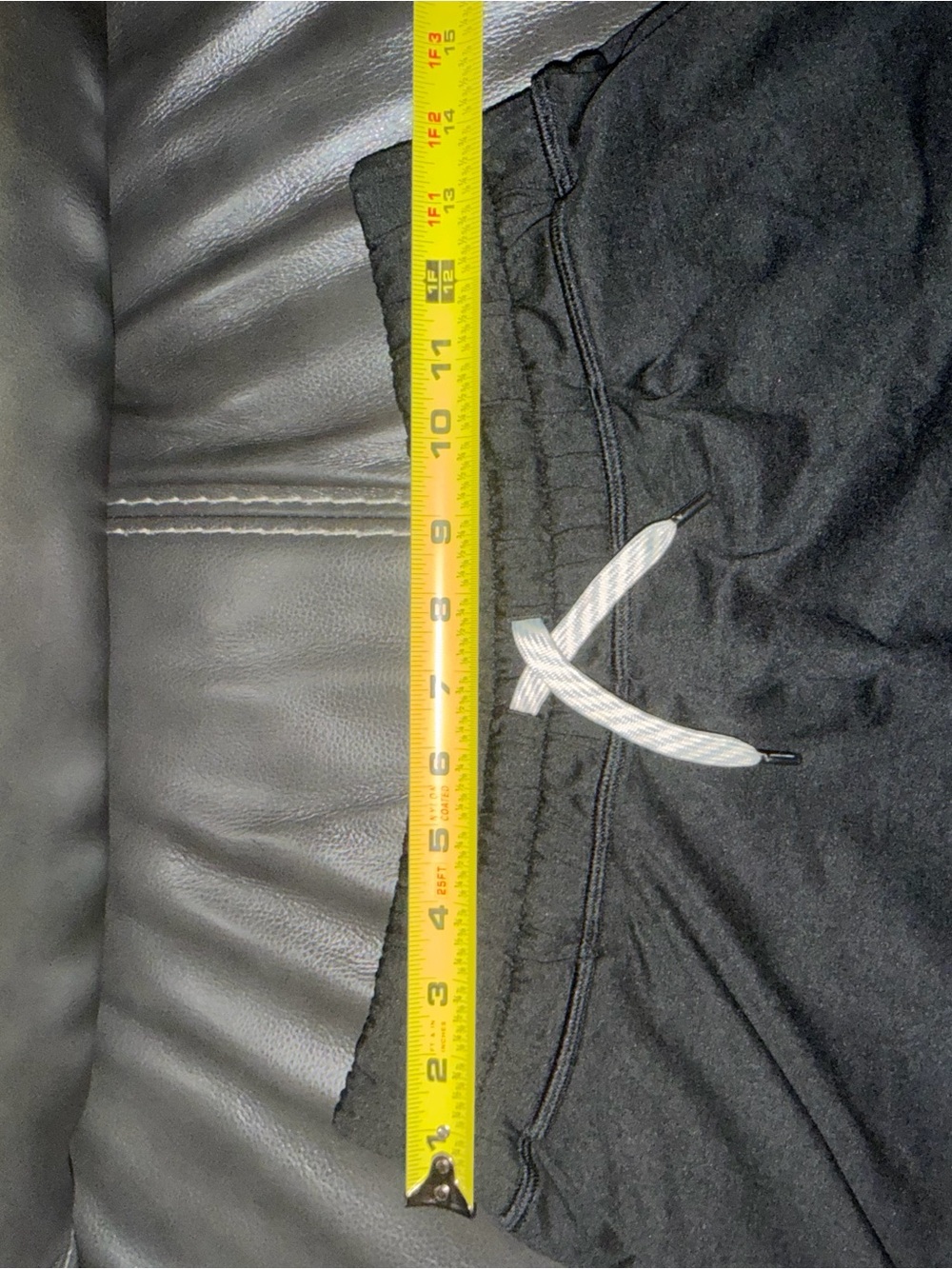 Vuori Halo Performance Shorts 2.0 Womens Large - Picture 3 of 4